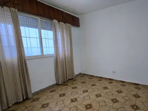 Depto Tipo Casa 2 ambientes con 1 baño