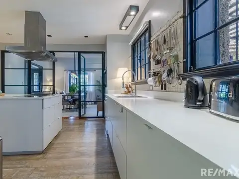 VENTA CASA HURLINGHAM BARRIO INGLES