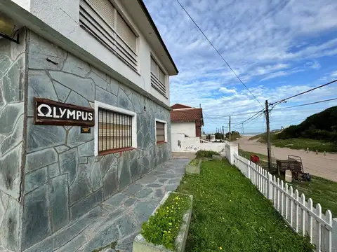 Paseo 141 84 , Piso 1