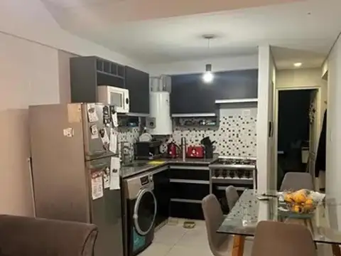 Venta Depto 2 ambientes Banfield Este