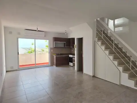 PH CON TERRAZA PROPIA