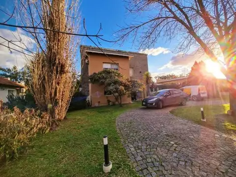 Casa en Alquiler de 4 dormitorios