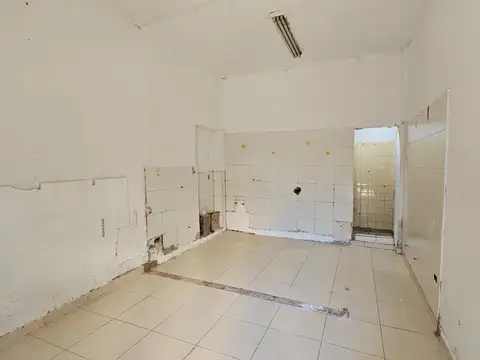 Local en Alquiler Via Púb.