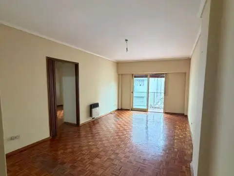 Venta Departamento Balvanera gran balcón al frente, Orientación Norte