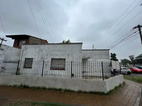 Avda. Arturo Illia 2100