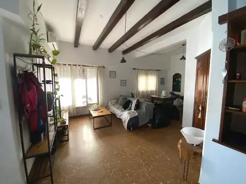 Casa 4 ambientes con 1 baño