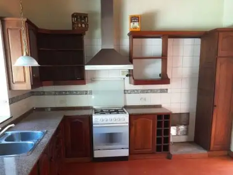 Depto Tipo Casa en Venta de 4 ambientes