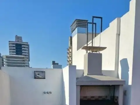 Hermoso Monoambiente en Venta con cochera y Terraza ! 2°A