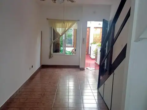 Depto Tipo Casa en Venta en Ramos Mejia, USD 55.000