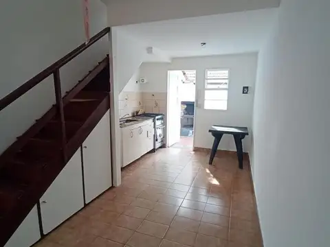 Depto Tipo Casa en Venta de 1 dormitorio