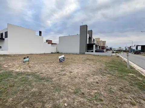 Terreno en Venta en Córdoba, USD 82.000