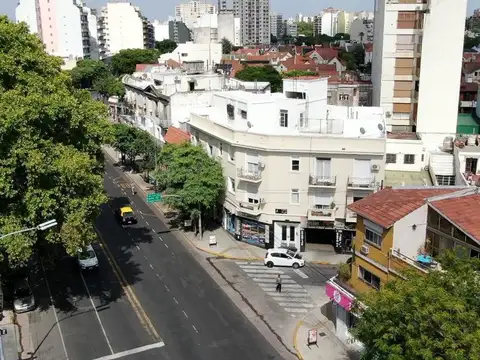 Casa edificio en block 20 u venta Pque Chacabuco