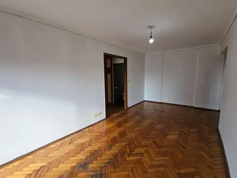 Departamento en Alquiler en Villa Devoto, $ 650.000