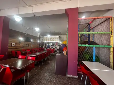 Local en Venta Via Púb.