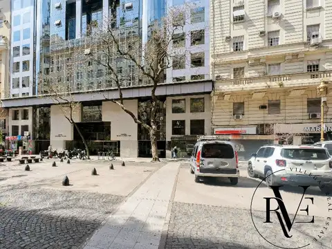 Avda. Pte Roque Saenz Peña 1100, Piso 4