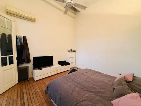 Depto Tipo Casa en Venta 50 años