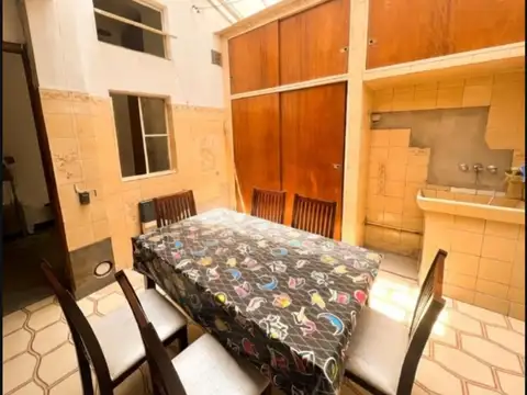 Depto Tipo Casa 4 ambientes con 2 baños