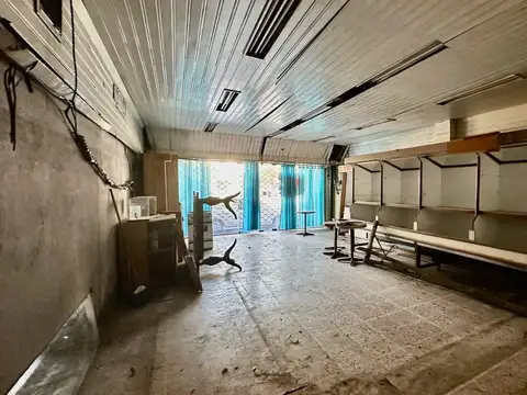 Local en Venta 55 años