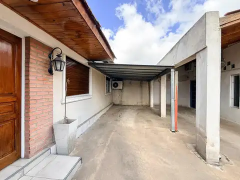 Casa en Alquiler de 3 dormitorios