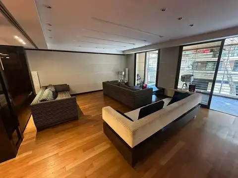 Departamento en Venta de 6 ambientes