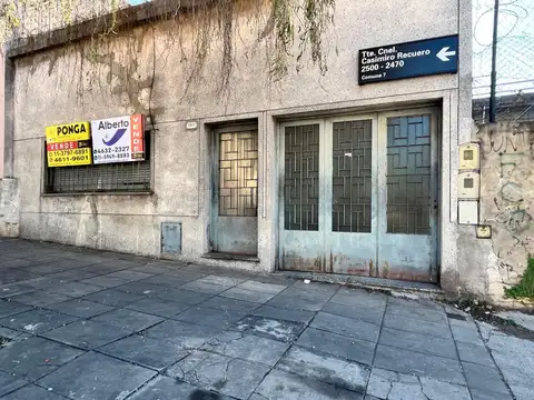 Casa a refacciones o demoler lote 8,66 x 18