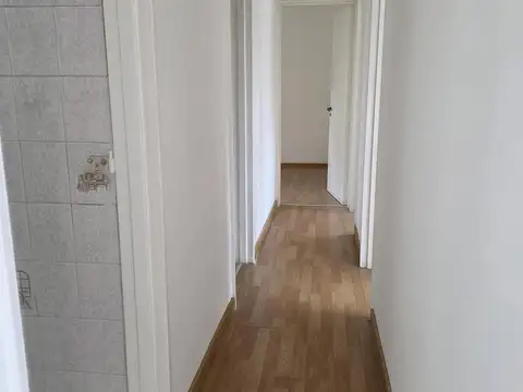 Departamento 4 ambientes con 2 baños