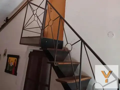 Casa en Venta con 4 cocheras