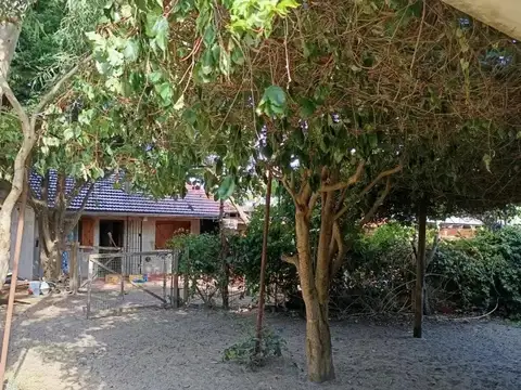 Casa 10 ambientes con 5 baños