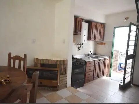 Depto Tipo Casa en Alquiler de 2 dormitorios