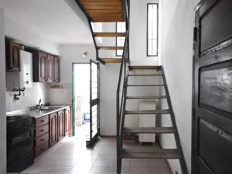 Depto Tipo Casa en Alquiler en Pichincha, $ 600.000