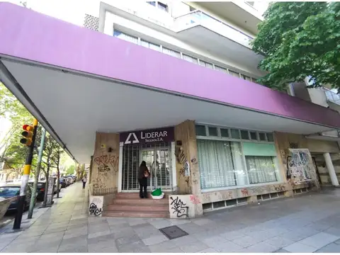 Oficina en Venta 35 años