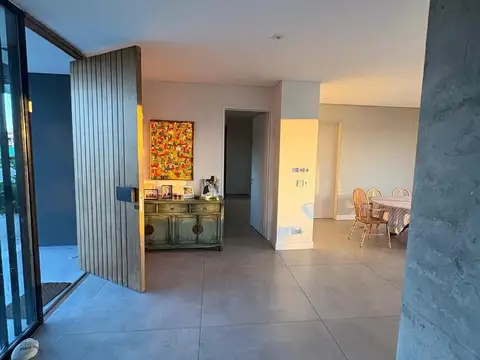 Casa 12 ambientes con 3 baños