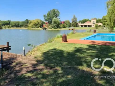 Casa 4 ambientes con 3 baños