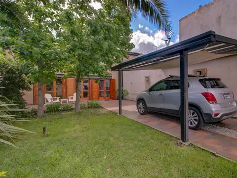 CASA EN VENTA EN BERISSO