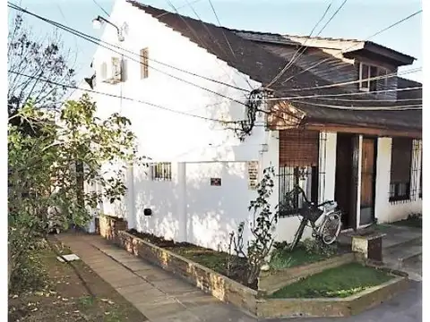 VENTA DUPLEX CASTELAR COMPLEJO CERRADO