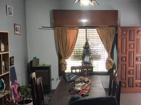 Casa 4 ambientes con 1 baño
