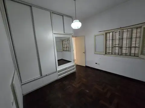 Guido Spano 400, Piso PB