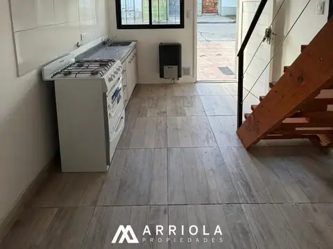 Depto Tipo Casa en Venta de 3 ambientes