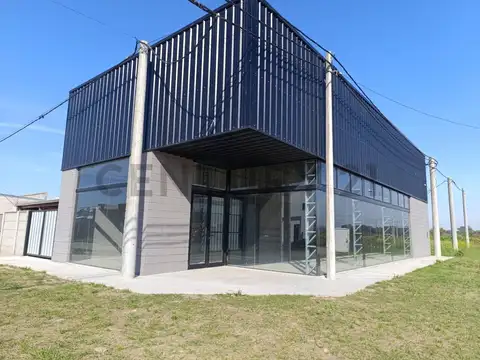 EXCELENTE GALPÓN EN VENTA EN RAFAELA, BARRIO LOS ARCES