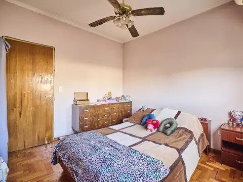 Casa 6 ambientes con 3 baños