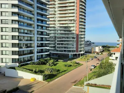 Departamento en Playa Brava