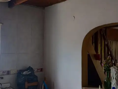Casa 4 ambientes con 1 baño