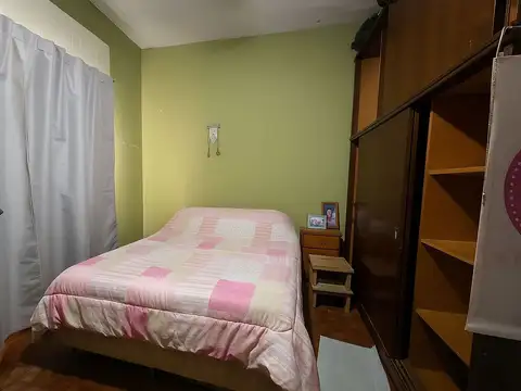 Depto Tipo Casa 6 ambientes con 2 baños