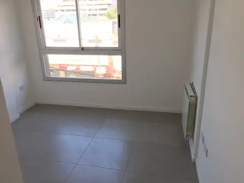 Departamento en Alquiler en Wilde, $ 650.000