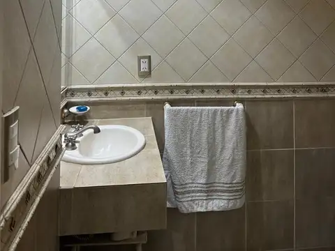 Casa en Venta en Quilmes Oeste, USD 180.000