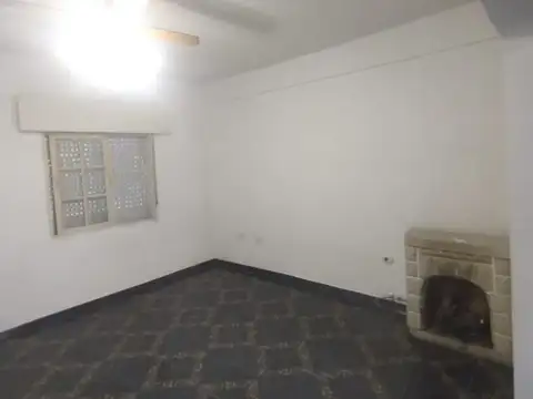 Depto Tipo Casa en Alquiler de 3 ambientes