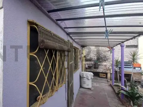 Depto Tipo Casa en Venta al Suroeste