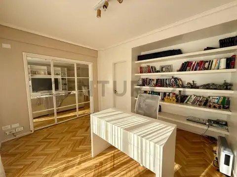 Venta piso 5 amb con escritorio. Reciclado, Super luminoso en Chacarita - ACEPTA PERMUTA