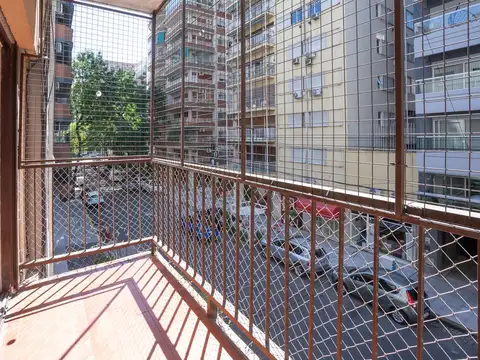Lindisimo 2 ambientes en Belgrano al frente con balcón