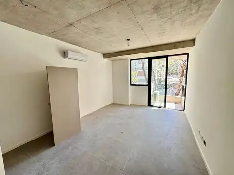 Depto Monoambiente al frente con balcon a estrenar